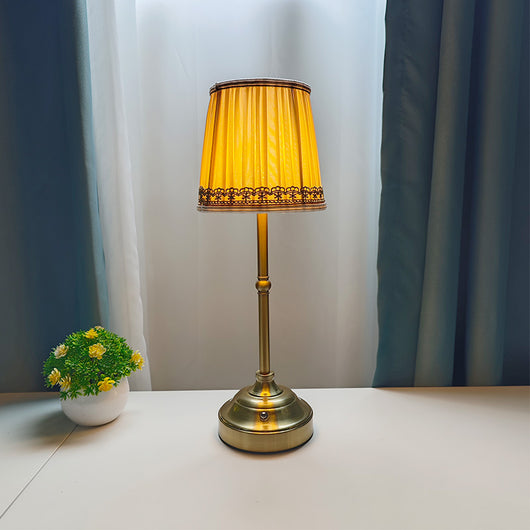 Lámpara Nórdica Minimalista para Mesita de Noche - Luz Ambiental Moderna