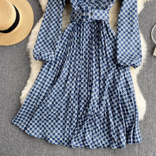 Vestido Falda Escocesa Ajustada Estilo Palacio con Mangas Abullonadas - Image 3