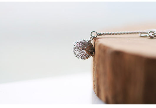 Pulsera Colgante Calada en Plata 925 con Diseño de Campana - Image 9