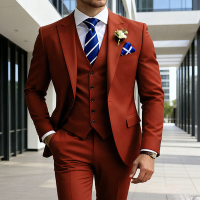 Traje Ejecutivo de Tres Piezas Elegante en Color Sólido - Image 8