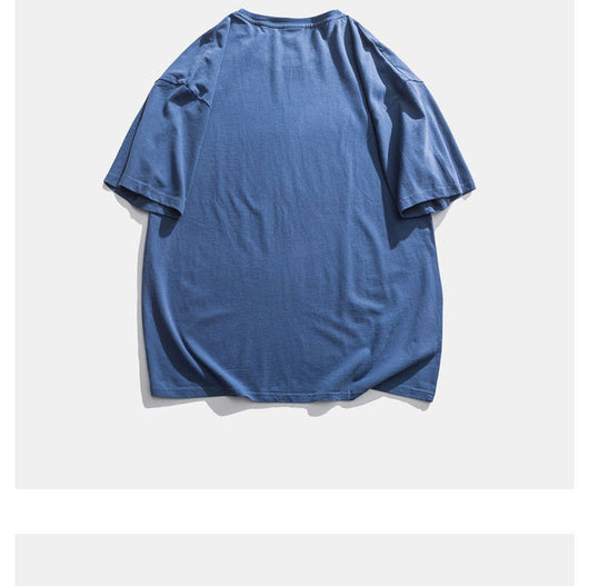 Camiseta Hombre Estilo Retro Japonés con Hombros Caídos y Estampado de Letras - Image 8