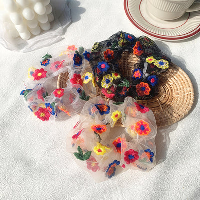 Moño para Cabello con Flores Bordadas en Malla - Image 7