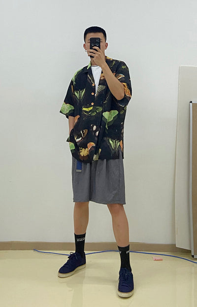 Camisa Hawaiana Negra Estampada de Manga Corta - Image 16