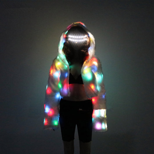 Trajes de Iluminación Escénica - Image 14