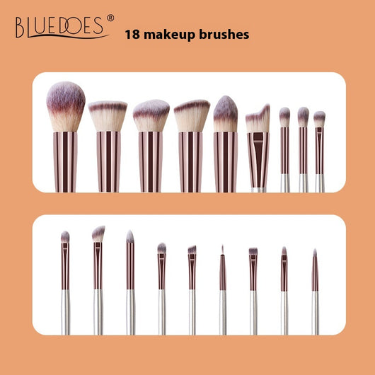 Set de 18 Brochas de Maquillaje Profesional con Mango de Madera Maciza - Image 3