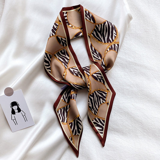 Pañuelo Largo Estampado Leopardo - Accesorio de Seda para Mujer