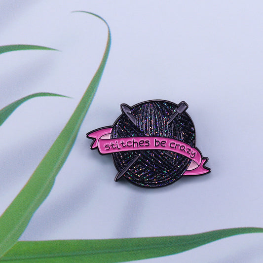 Broche Artesanal de Tejido Creativo - Pin de Punto Hecho a Mano