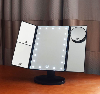 Espejo de Maquillaje Plegable Tri-Lateral con Luz LED Integrada