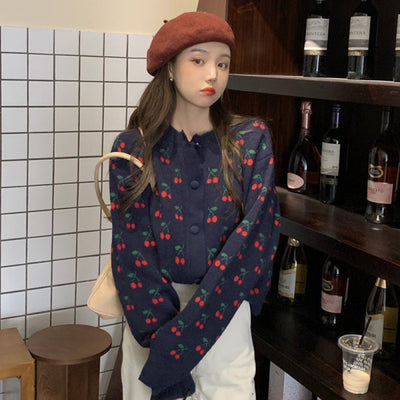 Chaqueta Jacquard con Cerezas para Mujer - Diseño Elegante y Versátil - Image 6