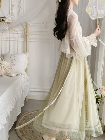 Vestido Elegante con Encaje de Hada y Patchwork de Malla - Image 4