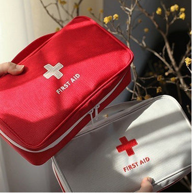 Botiquín de Primeros Auxilios Portátil Grande Rojo para Emergencias, Camping y Viajes - Image 5