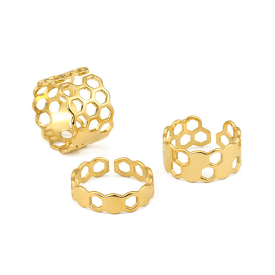 Anillo Minimalista de Oro Electrochapado con Diseño Panal Hueco - Image 6