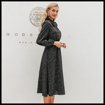 Vestido Elegante con Cuello Smoking y Mangas Largas - Image 5