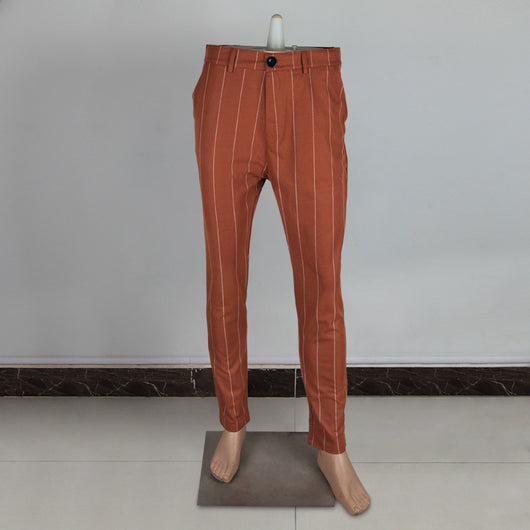 Pantalones Casuales con Rayas Punteadas y Puño Ajustado - Image 9