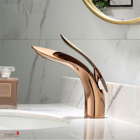 Grifo Monomando Empotrado Estilo Nórdico en Cobre Dorado - Image 6