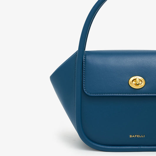 Bolsa Mensajera Artesanal de Cuero Genuino para Mujer - Image 3