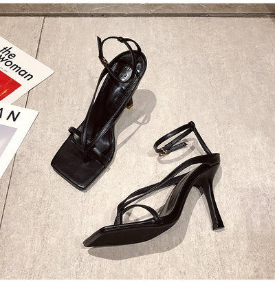 Tacones Altos Cuadrados con Cordones en Nude - Image 8