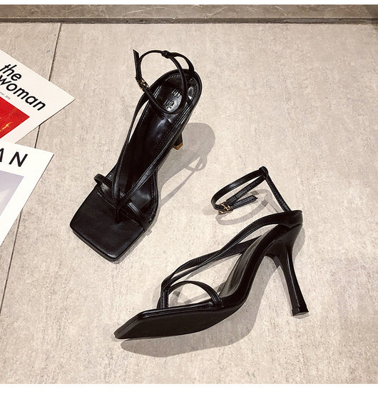 Tacones Altos Cuadrados con Cordones en Nude - Image 8