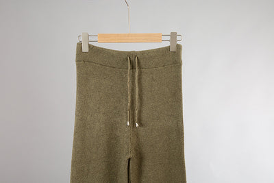 Conjunto Elegante: Cardigan Escote V y Pantalón Ancho - Image 22