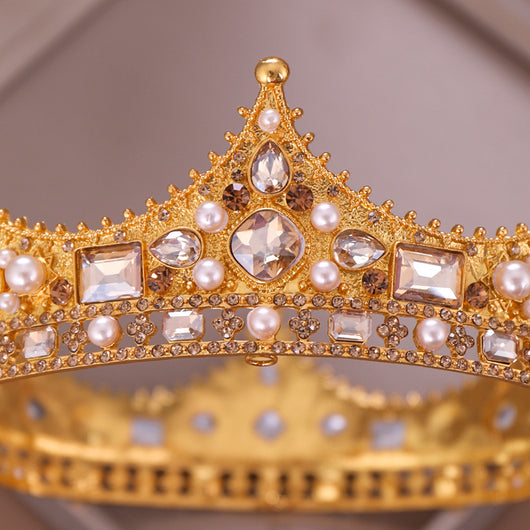 Diadema Corona de Perlas y Cristales Brillantes para Mujer - Image 4