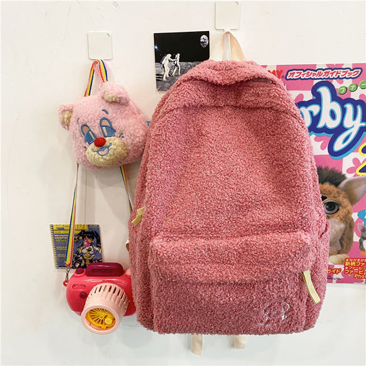 Mochila de Viaje Estilo Occidental con Gran Capacidad y Acabado Peluche - Image 7