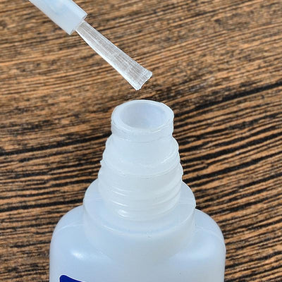 Adhesivo en Botella de 10g con Pincel Aplicador - Image 6