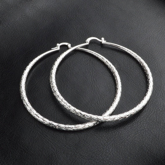 Aretes Circulares Retro con Patrón de Peces del Océano - Joyería Plateada Clásica