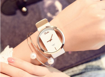 Reloj Hueco Elegante para Mujer - Image 9