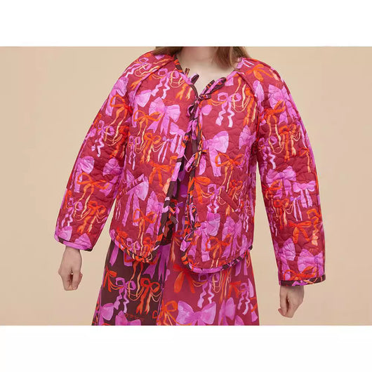 Chaqueta con Lazo Estampado, Cuello Redondo y Cordones Reversible - Image 4