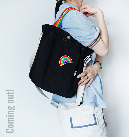 Bolsa Mensajera Portátil para Parejas Blanco y Negro - Image 3