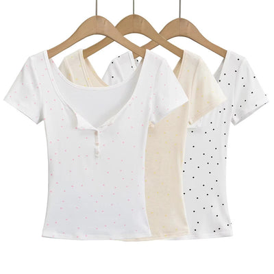 Conjunto de Dos Piezas con Lunares - Blusa Corta y Short Coordinado - Image 2