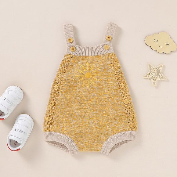 Enterizo Tejido para Bebé con Girasoles Bordados y Tirantes - Colección Otoño