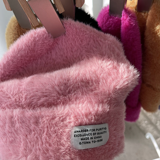 Gorro Tejido Estilo Letra Mink para Mujer - Image 20
