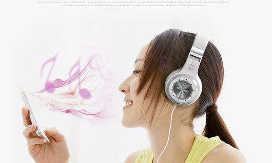 Auriculares Inalámbricos Estéreo con Subwoofer - Image 10