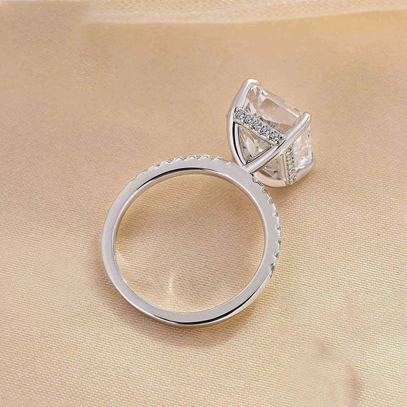 Anillo de Plata 925 con Incrustaciones y 3 Quilates de Circonitas para Mujer