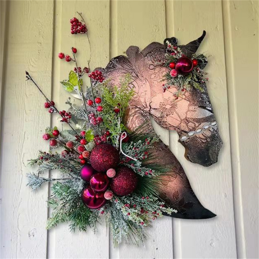 Guirnalda Navideña Cabeza de Caballo con Esferas Decorativas - Image 11