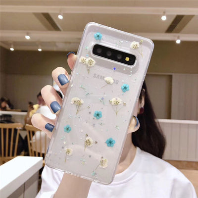 Funda para Celular con Diseño Floral en Resina Epoxi - Image 7