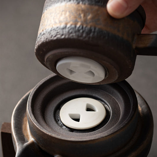 Juego de Té de Cerámica Esmaltada Dorada - Image 4