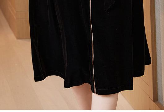 Vestido de Terciopelo Dorado para Otoño e Invierno - Image 9