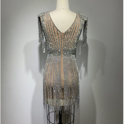 Vestido Ajustado con Detalles de Diamantes y Flecos - Diseño Exclusivo - Image 10