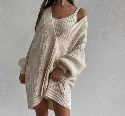 Conjunto Elegante: Blazer Monopecho y Vestido Suéter Camisola - Image 6