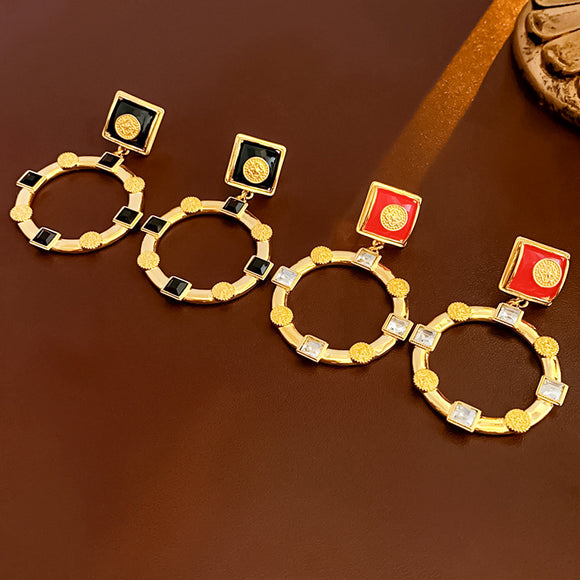 Aretes de Círculo Plateado con Cristales Brillantes - Diseño Vintage Elegante