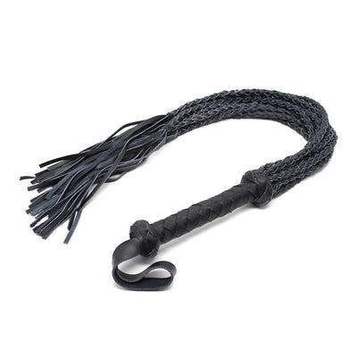 Látigo de Cuero Artesanal Negro para Espectáculos y Accesorios de Escena - Image 2