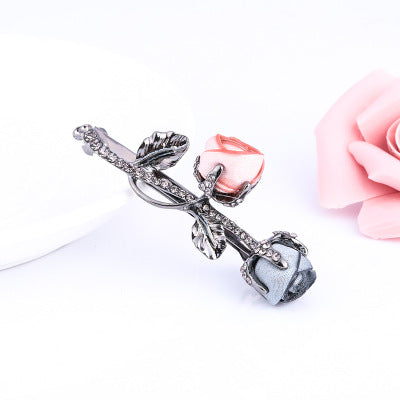 Pinza para Cabello con Diseño de Rosa y Estrás - Image 2
