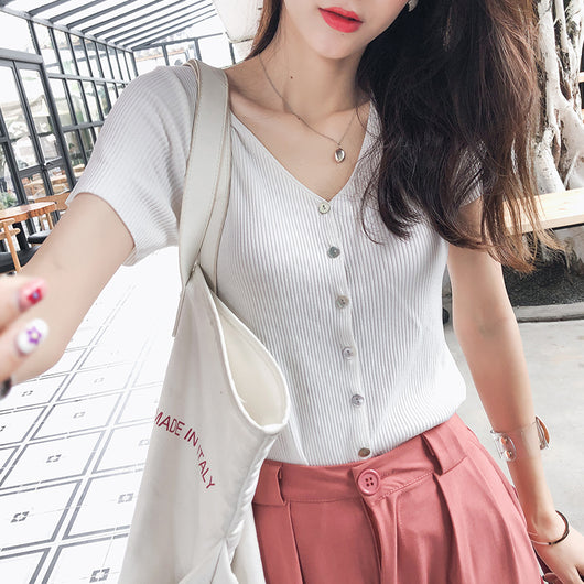 Conjunto Coreano Verano: Short Ajustado + Blusa Escote V - Image 42
