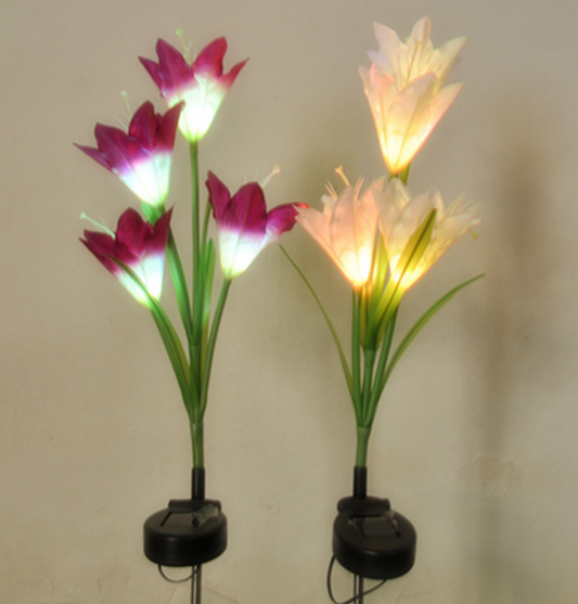 Luz Solar LED Flor de Lirio con Cambio de Color para Jardín