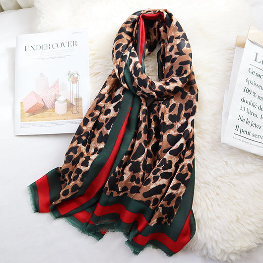 Bufanda Leopardo Cálida