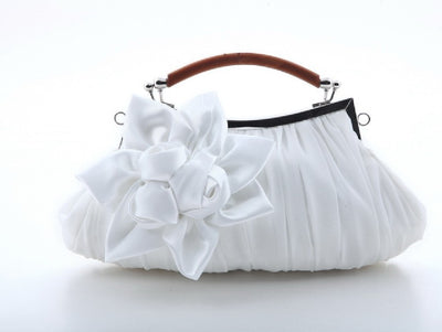 Bolso de Noche Satinado con Flor - Clutch Elegante para Mujer - Image 12