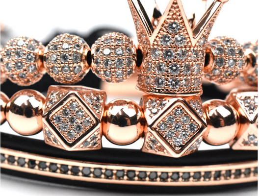Pulsera Triangular Corona Delicada - Image 9
