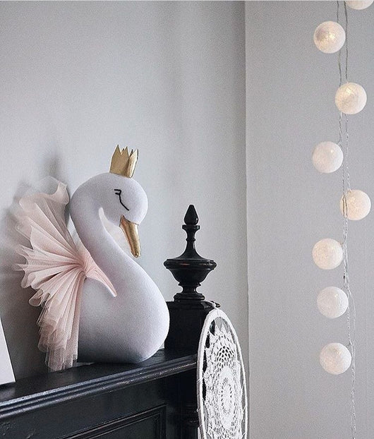 Cabeza de Cisne Decorativa con Corona - Adorno de Pared - Image 5